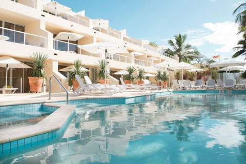 Netanya Noosa - Foster Accommodation 1