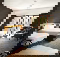 Riverview Hotel - Foster Accommodation