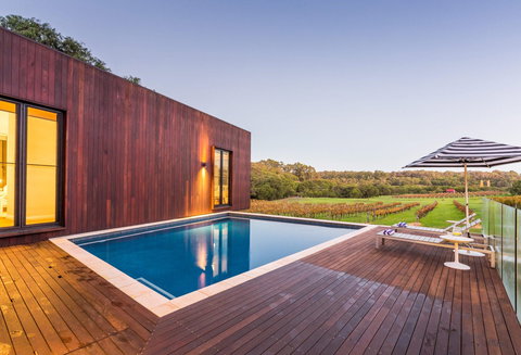 Sophies Vineyard - Foster Accommodation 1