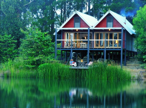 Cloudlake Mountain Retreat - Foster Accommodation 0