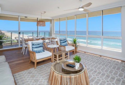 Dorchester On The Beach - Foster Accommodation 2