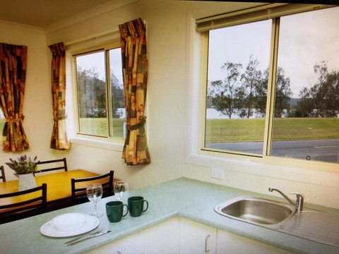Maclean Riverside Caravan Park - Foster Accommodation 1