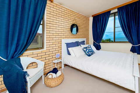 Oceanview  At Flynns - Foster Accommodation 1