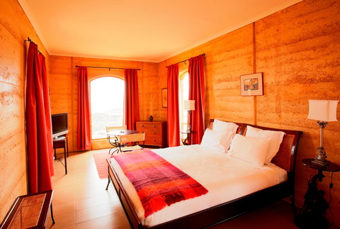 Sky House LifeTime Private Retreats - Foster Accommodation 2