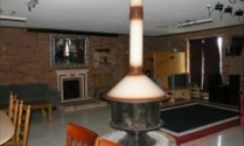 Snowgate Motel - Foster Accommodation 0