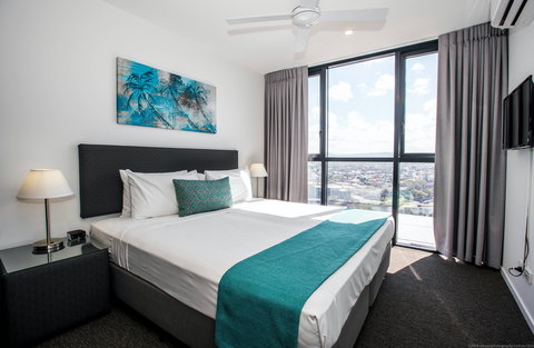 Synergy  Broadbeach - Foster Accommodation 1