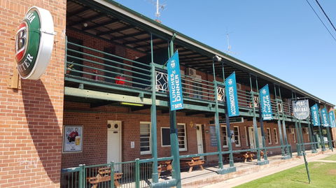 The Port Of Bourke Hotel - Foster Accommodation 0