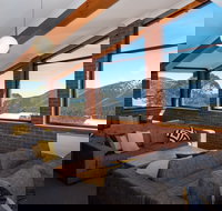 Viking Alpine Lodge - Foster Accommodation