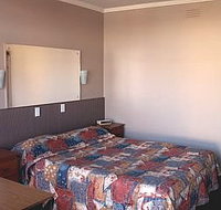 Travellers Rest Motel - Foster Accommodation