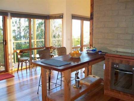Lyrebird Cottages - Foster Accommodation 3