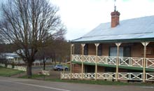 Snug As A Bug Motel - Foster Accommodation 1