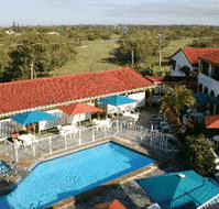 Don Pancho Beach Resort - Foster Accommodation