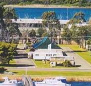 North Arm Tourist Park - Foster Accommodation