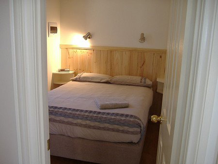 Yackandandah Holiday Park - Foster Accommodation 1