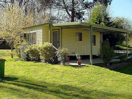 Yackandandah Holiday Park - Foster Accommodation 2