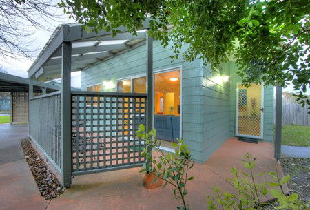 BIG4 Whiters Holiday Village - Foster Accommodation 1