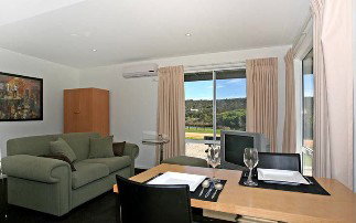 A River Bed - Foster Accommodation 3