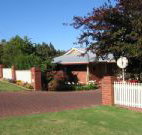 Karri Rose B  B - Foster Accommodation