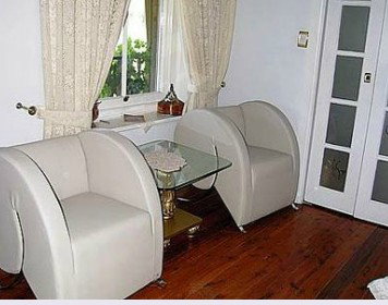 Guesthouse Mulla Villa - Foster Accommodation 4