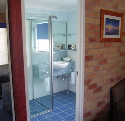 Yamba Beach Motel - Foster Accommodation 2
