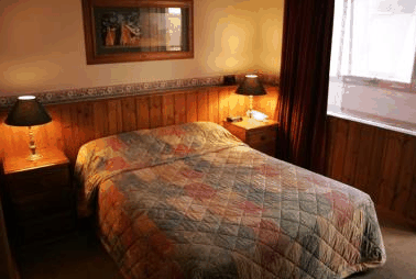 Astor Inn Hotel - Foster Accommodation