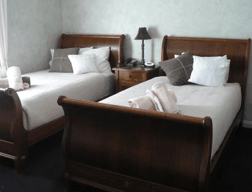 The Heritage Guest House - Foster Accommodation 1