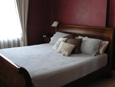 The Heritage Guest House - Foster Accommodation 4