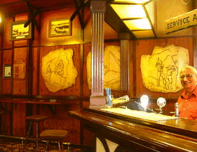 Monarch Motel Hotel - Foster Accommodation 3