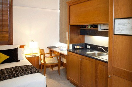 The Inchcolm Hotel - Foster Accommodation 2