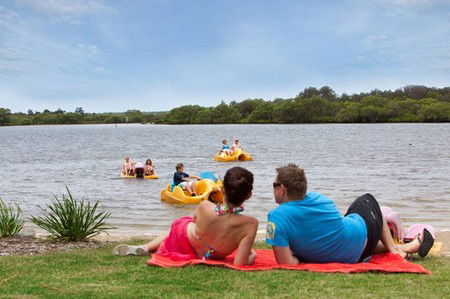 Blue Dolphin Resort & Holiday Park - Foster Accommodation 2