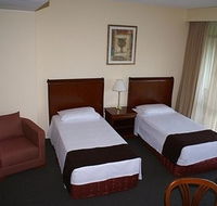 Metro Hotel Tower Mill - Foster Accommodation