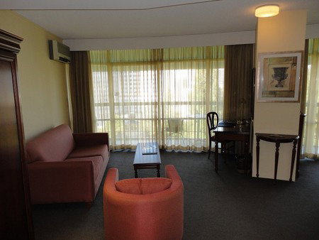 Metro Hotel Tower Mill - Foster Accommodation 2