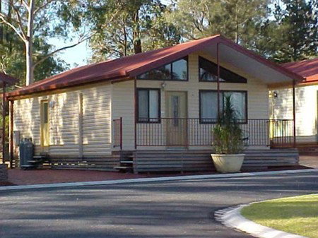 Sydney Getaway Holiday Park & Avina Van Village - Foster Accommodation 0