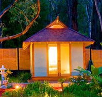 Japanese Mountain Retreat - Foster Accommodation