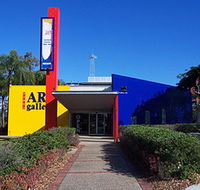 Logan Art Gallery - Foster Accommodation