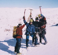 High and Wild Mountain Adventures - Foster Accommodation