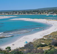 Chinaman's Beach - Foster Accommodation