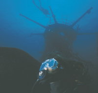 Swan Dive Wreck - Foster Accommodation