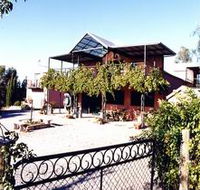 The Terrace Gallery at Patly Hill Farm - Foster Accommodation
