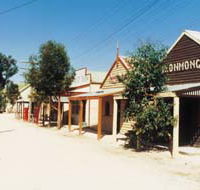 Old Tailem Town Pioneer Village - Foster Accommodation