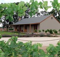 VineCrest Fine Barossa Wine - Foster Accommodation
