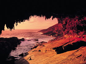 Admirals Arch - Foster Accommodation 0