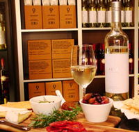 One Planet Cellars - Foster Accommodation