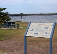 Port Broughton Historic Walking Trail - Foster Accommodation