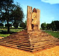 The Coonawarra Park - Foster Accommodation