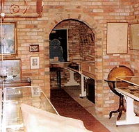 Bligh Museum of Pacific Exploration - Foster Accommodation