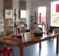 Portside Open Studio/Gallery of GINA - Foster Accommodation