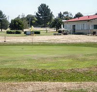 Campbell Town Golf Club - Foster Accommodation