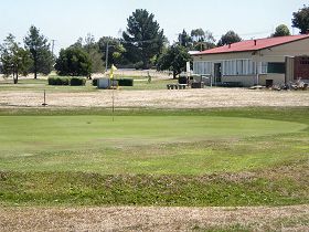 Campbell Town Golf Club - Foster Accommodation 0