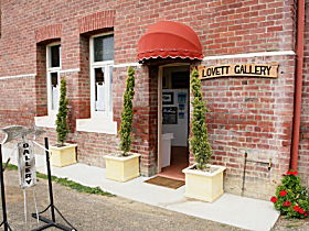 Lovett Gallery - Foster Accommodation 0